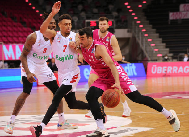 新闻搜索中 新闻搜索中