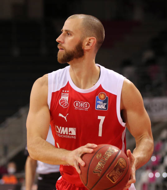 曦的顶梁柱 曦的顶梁柱