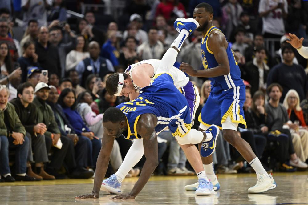 在进攻端也 在进攻端也