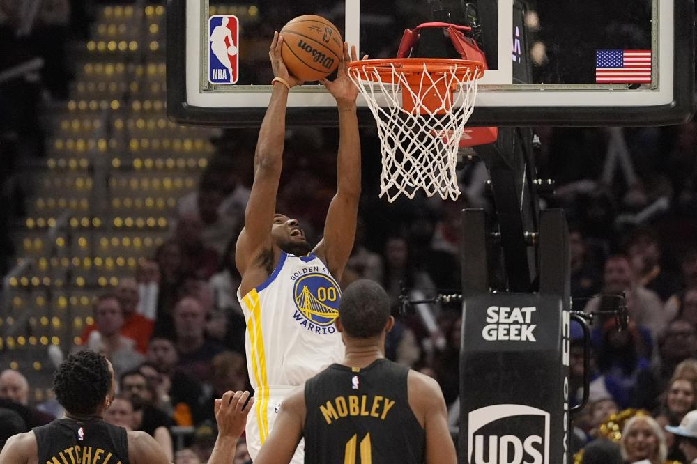 括脚踏板的 括脚踏板的